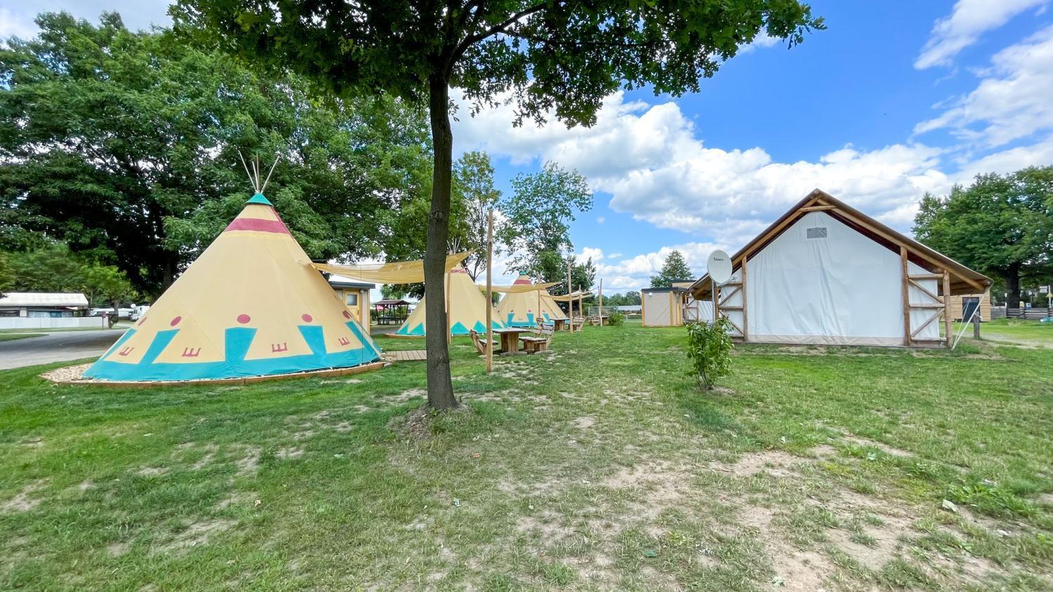 Tipi Illinois Appartement Falkenburg Buitenkant foto